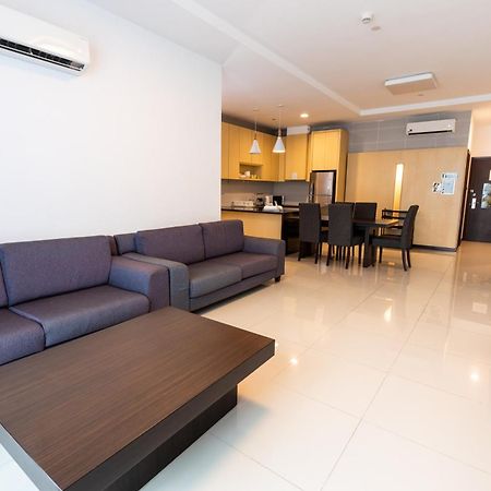 Luco Apartments @ Imperial Suites 古晋 外观 照片